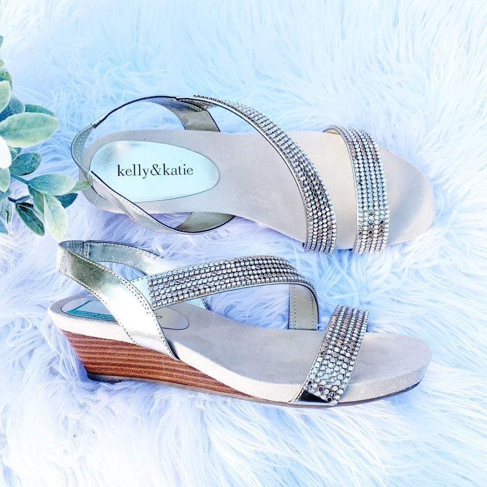 Kelly&Katie Sandals